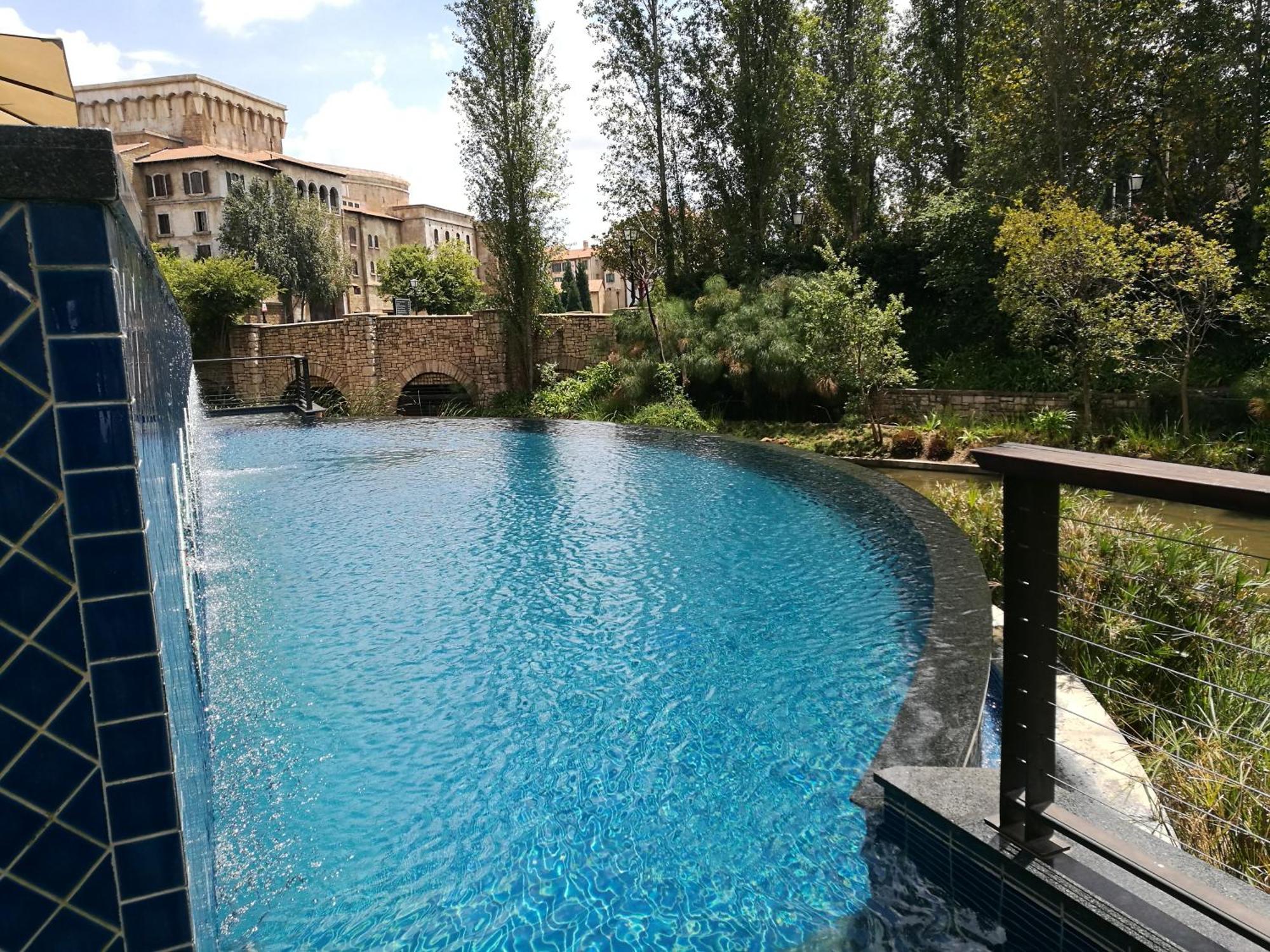 Pivot Hotel Montecasino Johannesburg Kültér fotó